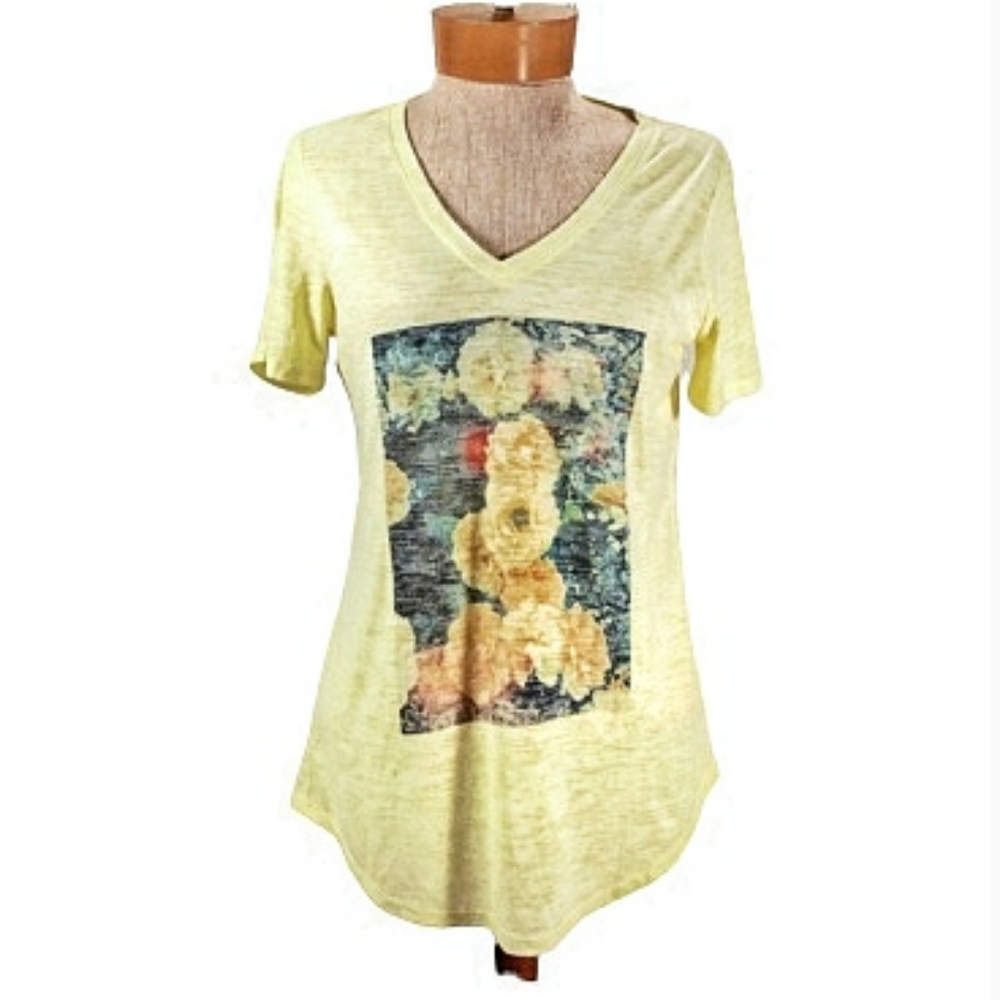 a.n.a. yellow burnout floral graphic v-neck tee